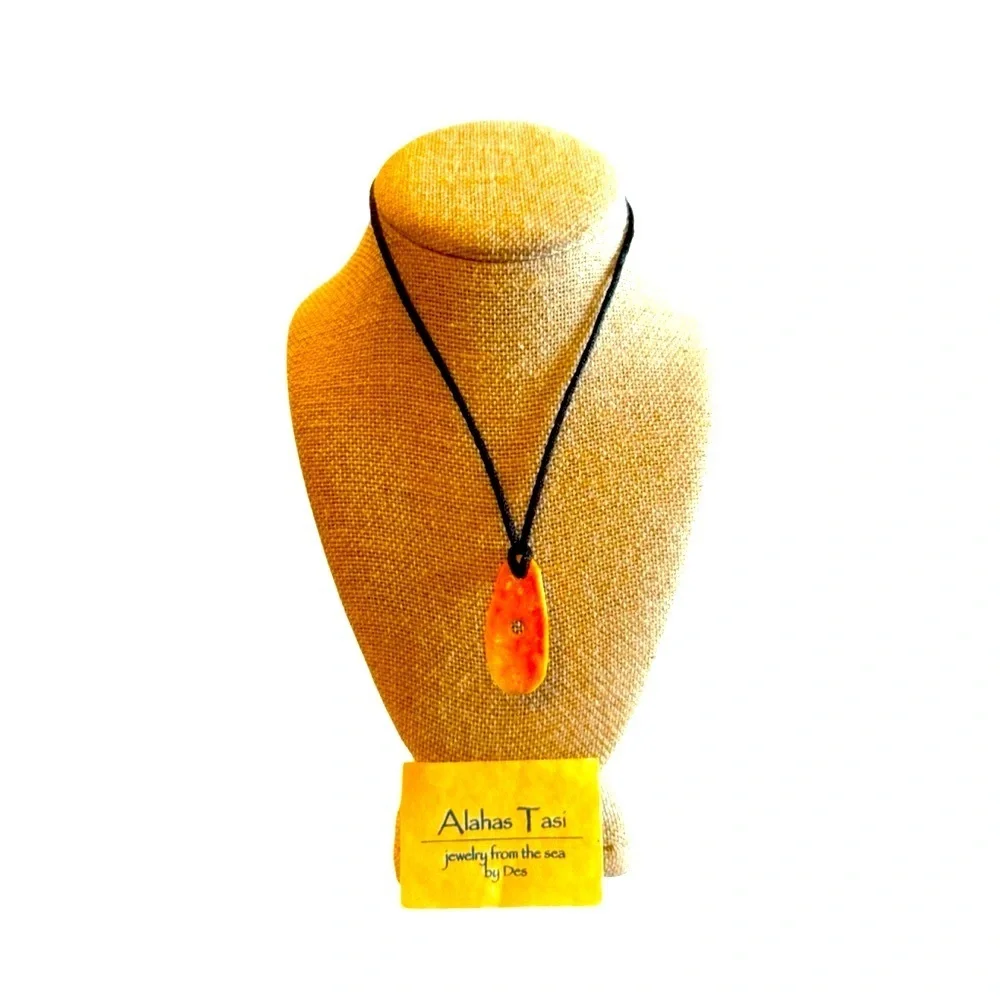 Alahas Tasi Necklace Jewelry Sea Coral Shell Corded 16 Inch